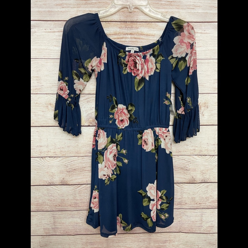 NWT Charlotte Russe Lined Floral Lace Dress XS